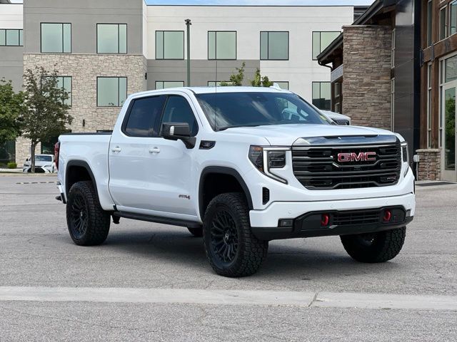 2024 GMC 1500 AT4