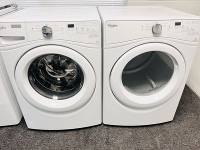 Whirlpool Washer And Dryer Set