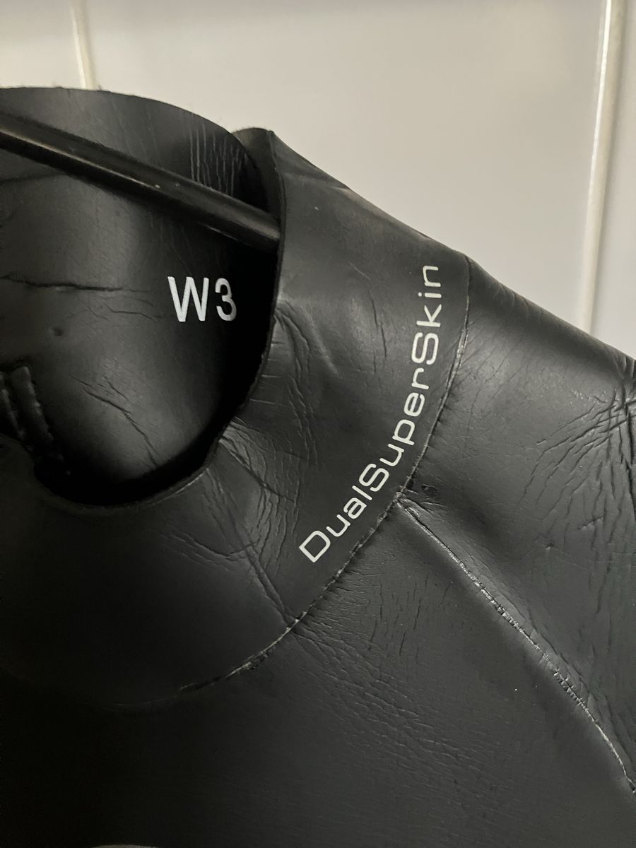 Main image 3