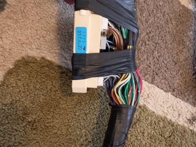 OEM 1996-2002 Toyota 4Runner Junction Block / Integration Relay with Wiring