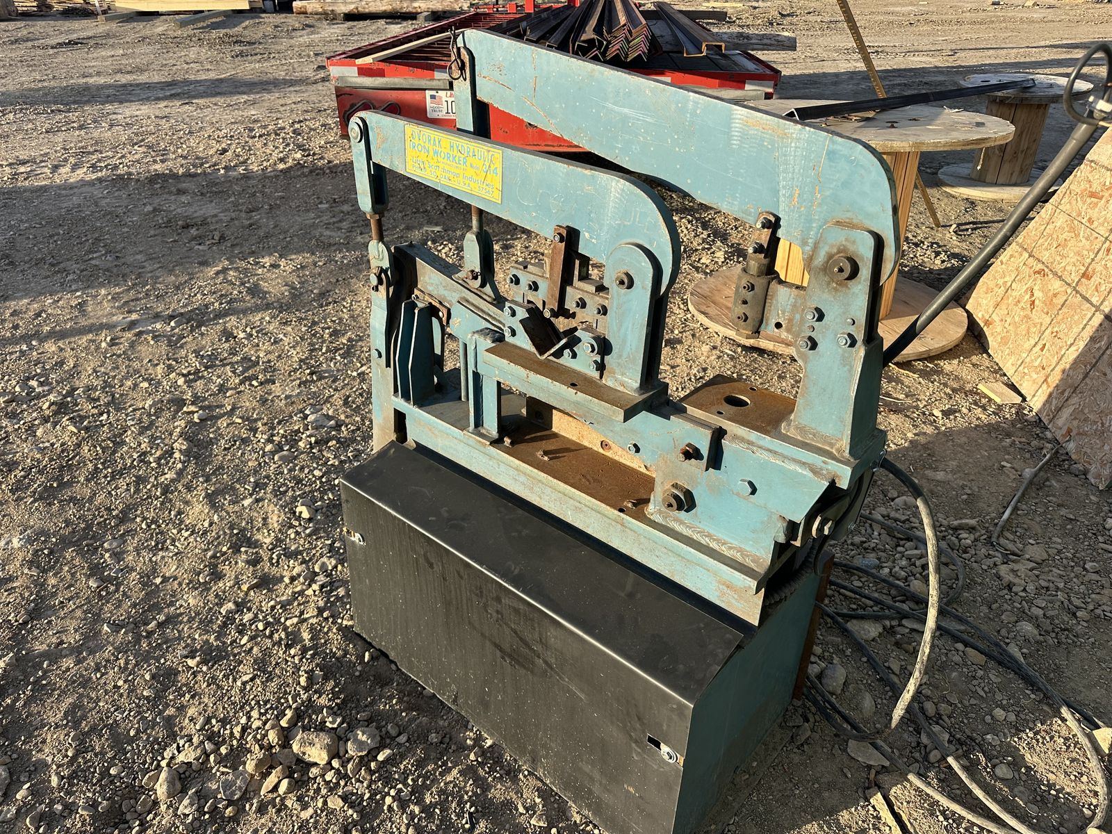 Iron Worker / Hydraulic shear