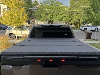 DiamondBack Switchback Gen 1 Tonneau Cover 22-26 Tundra