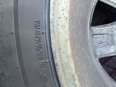 F150 stock wheels and tires