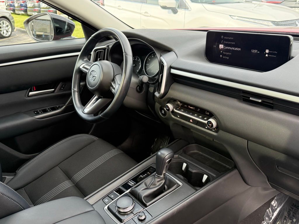 Main image 30