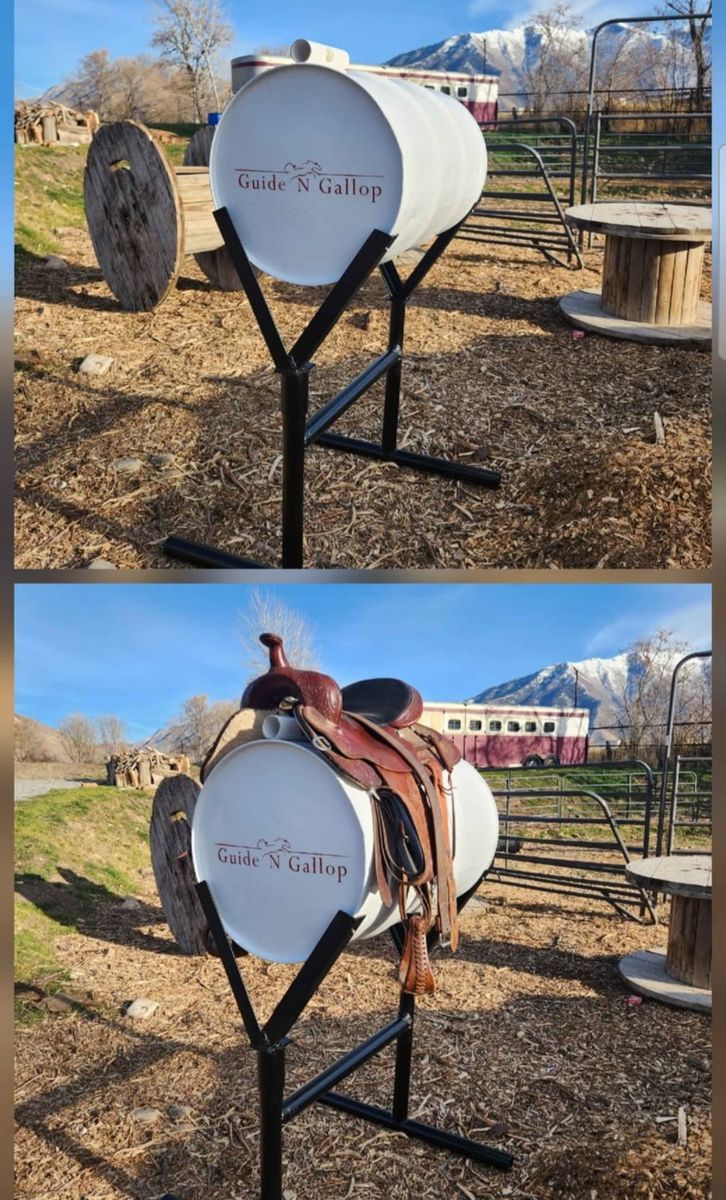 Dummy horse practice barrel 