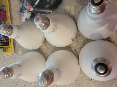 GE led 8 flood light 700 lumens