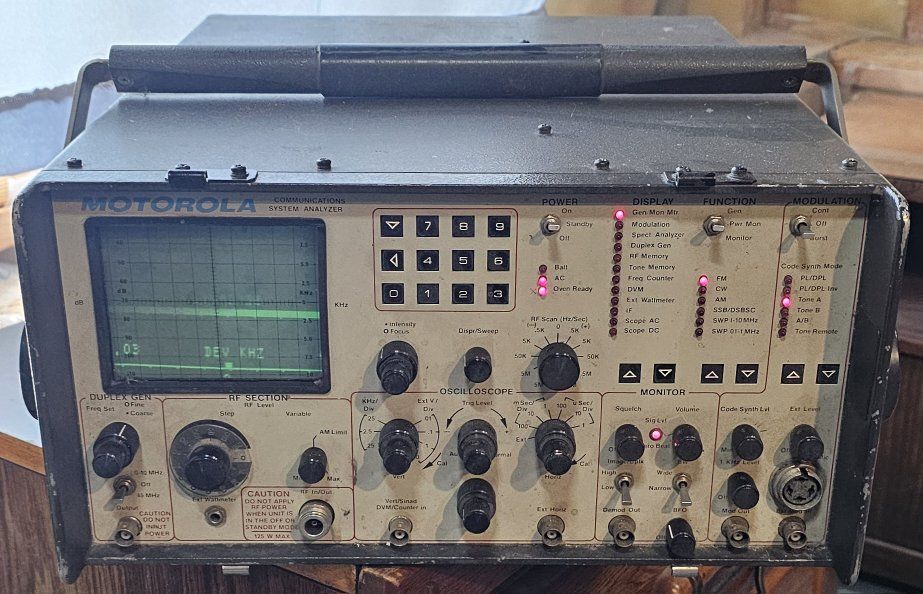 Vintage Motorola Communications System Analyzer / Service Monitor