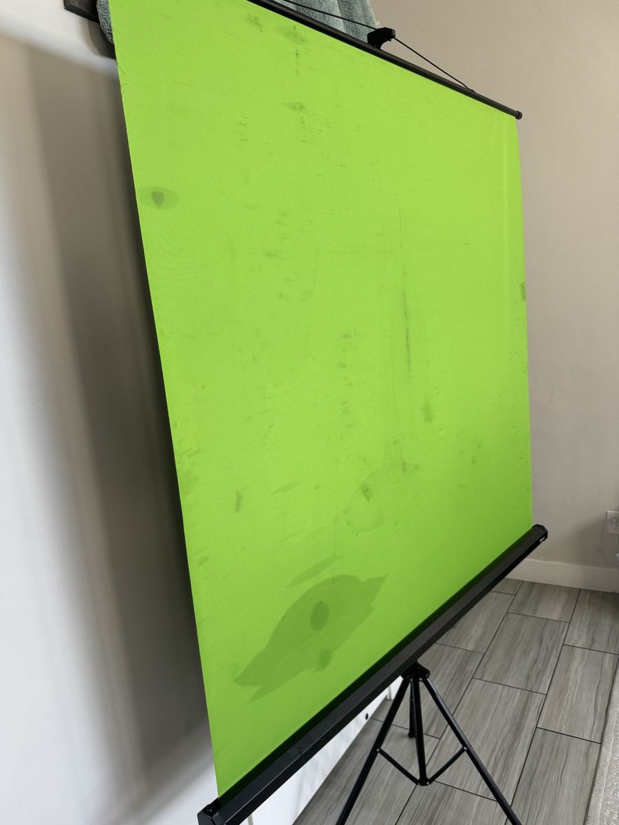 Main image 4