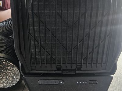 Ecowave 3 portable/wireless solar air conditioner and backup battery