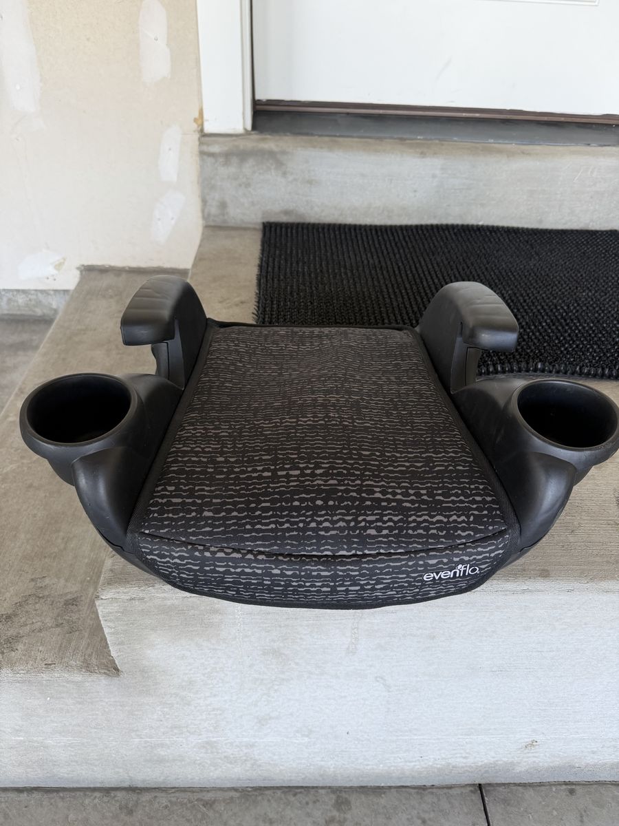 Evenflo Backless Booster Car Seat with Dual Cup Holders - Black / Gray Pattern