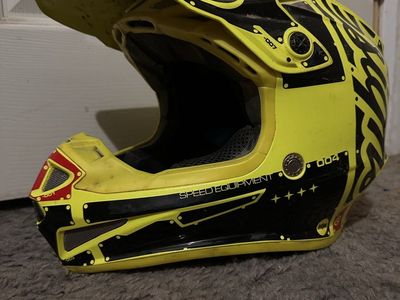 2 kids 4 Wheeler Helmets