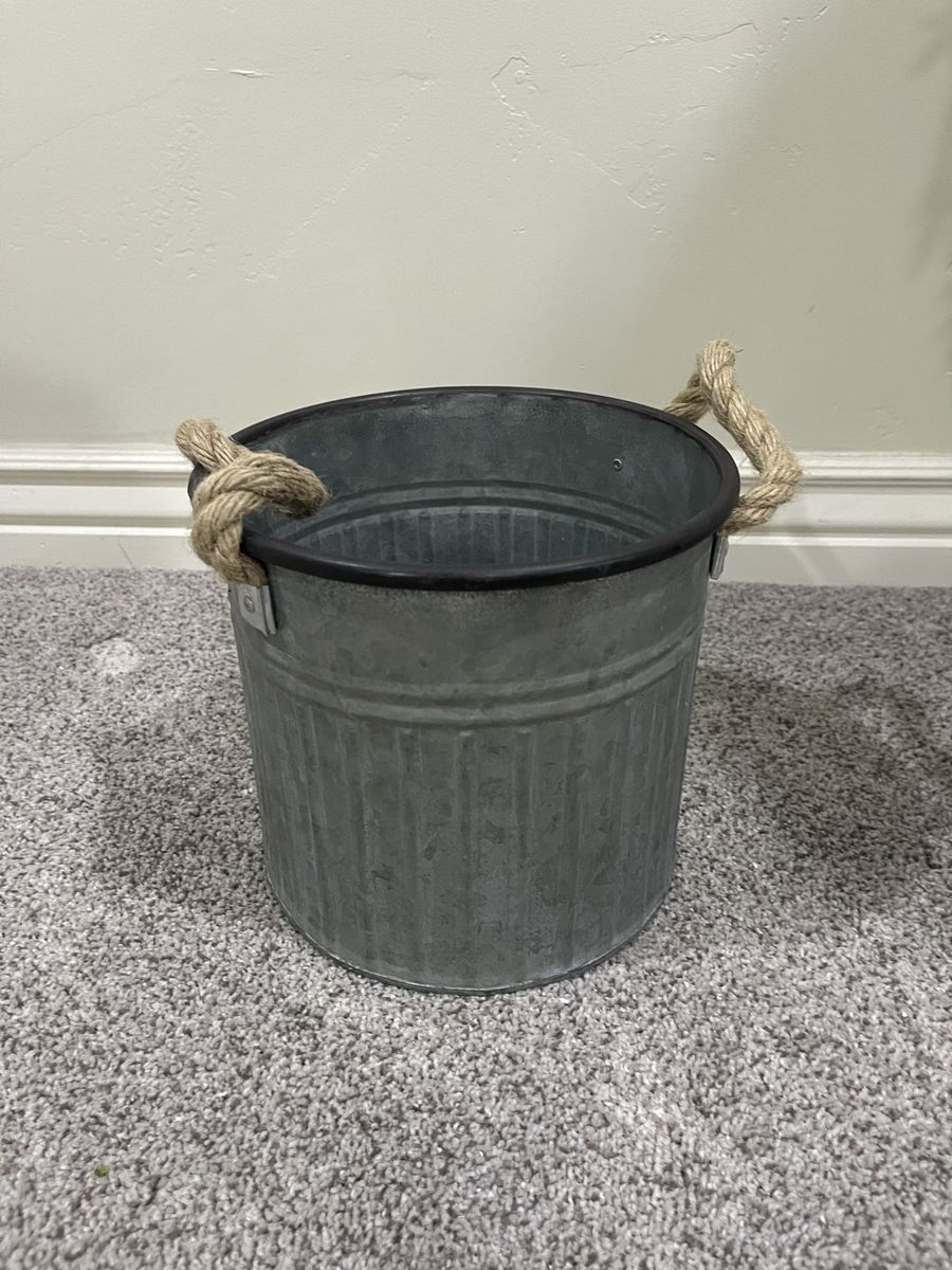 Galvanized Metal Bucket with Rope Handles - Rustic Farmhouse Decor Storage