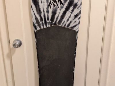 Jones Mountain Surfer 152