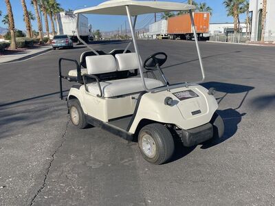 2002 Yamaha 4 Passenger Gas Golf Cart
