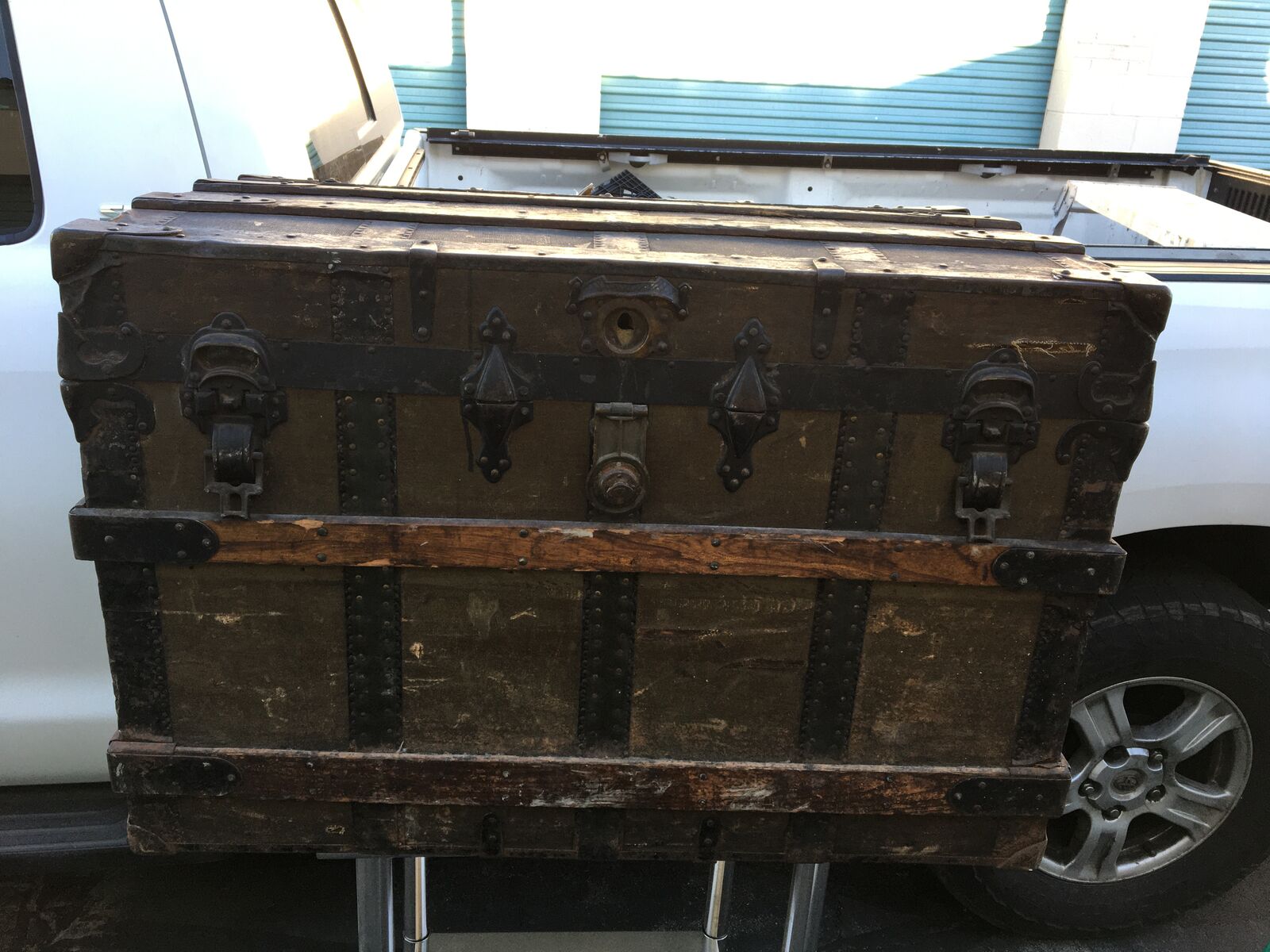 antique travel trunk vintage trunk steamer trunk suitcase