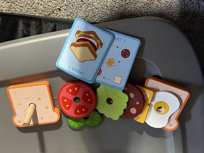 Wooden Play Food Sandwich Set - Pretend Play Educational Toy with Order Cards