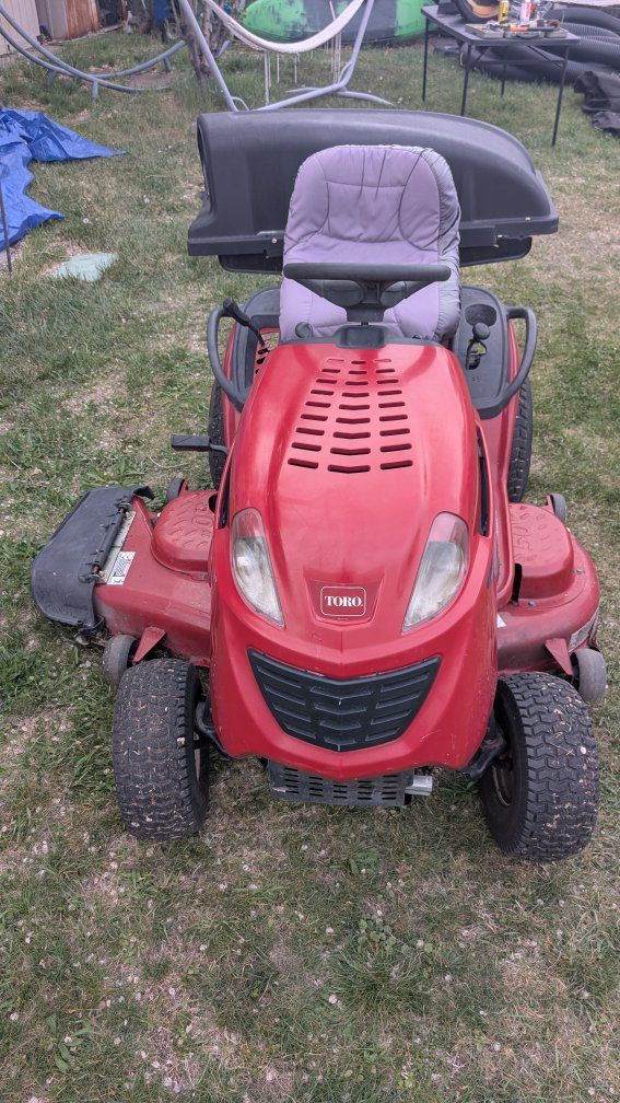 Toro LX 500 Riding Mower 50in 22hp