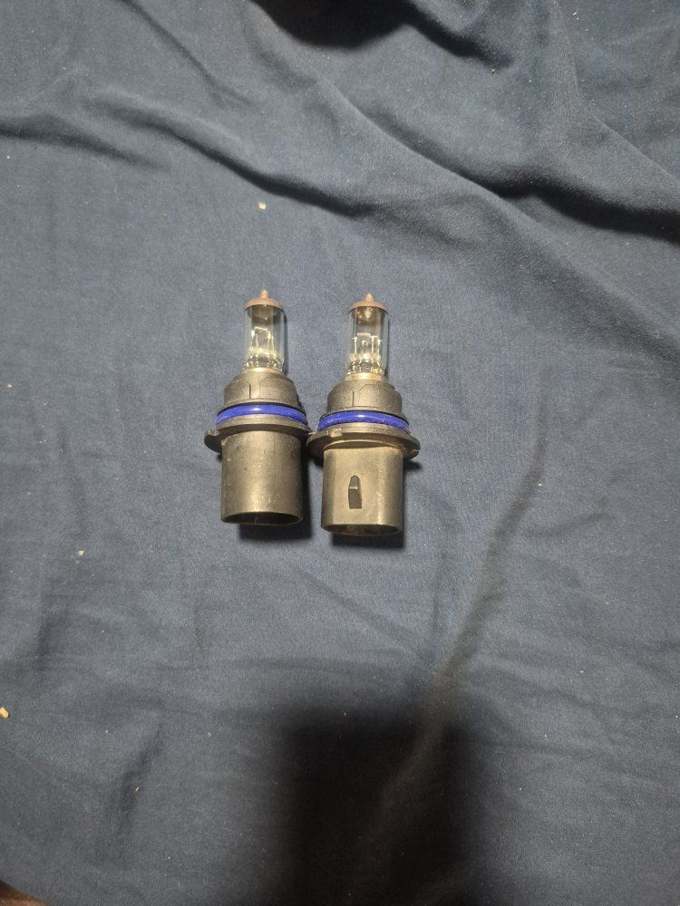 headlight bulbs