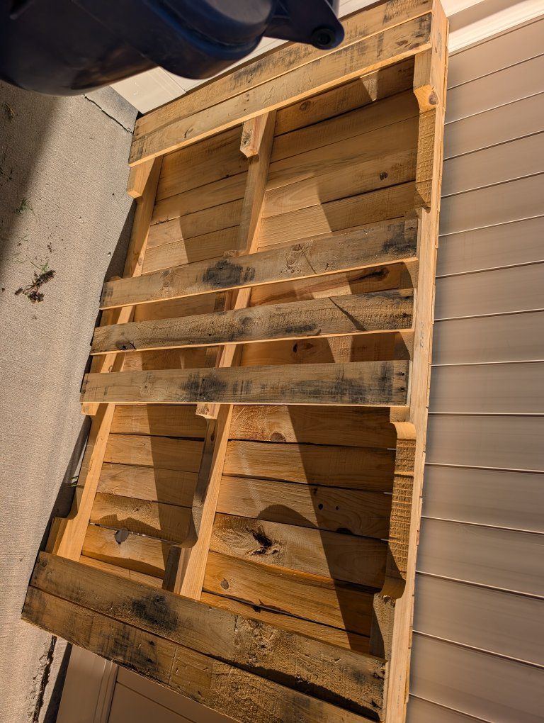 Free Wooden Pallet