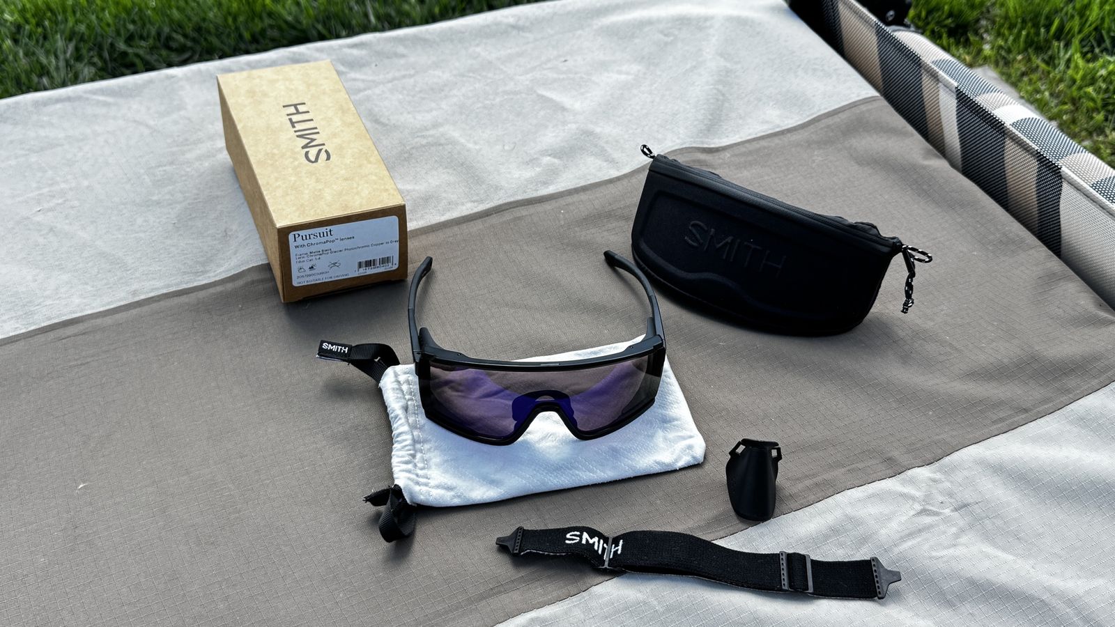 Smith Pursuit w/ chromaPop & photochromic Lens