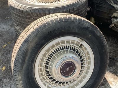 215/70-15 Tires & Wheels 5x114.3 Ford Lincoln