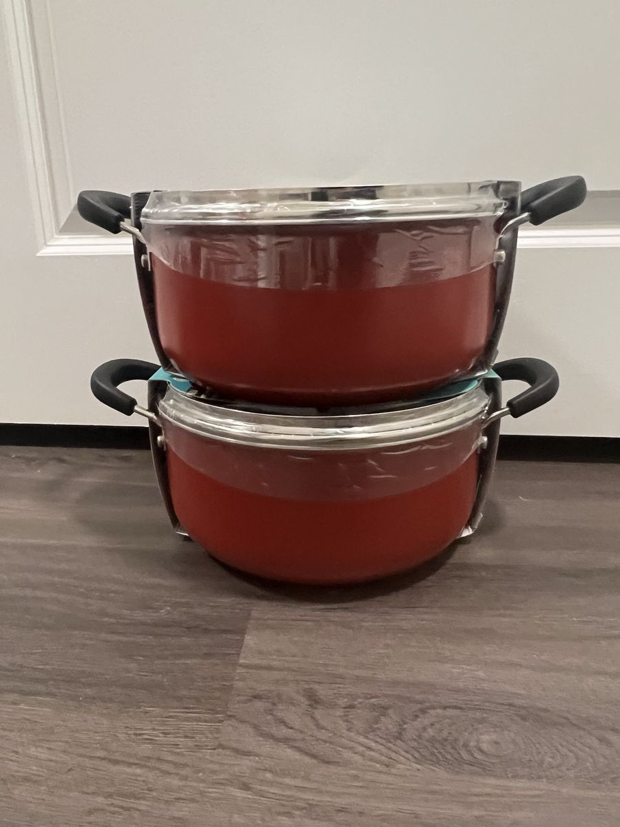 2 Dutch Oven