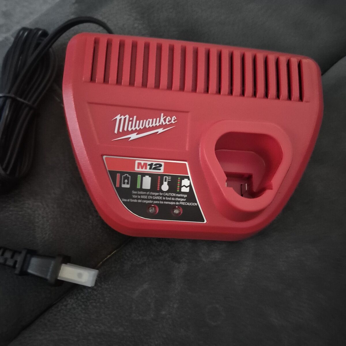 Milwaukee M12 Charger. New