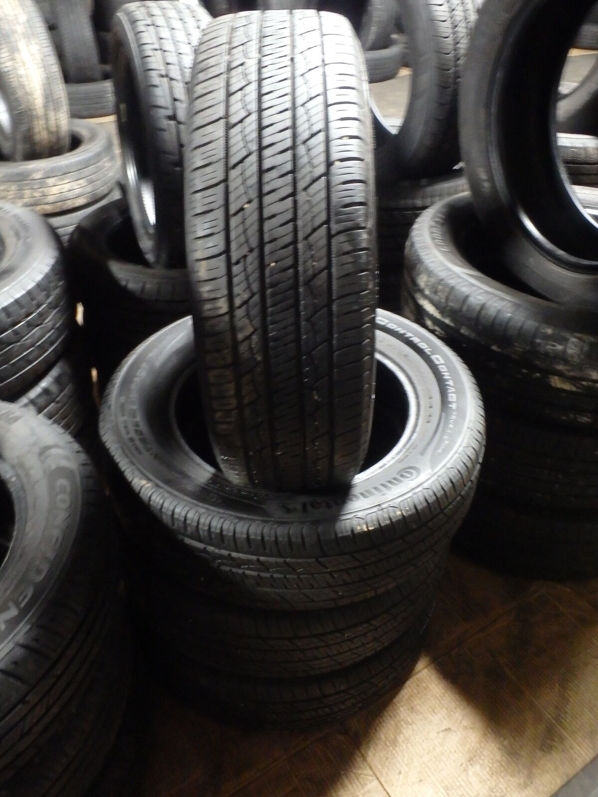 205/65R16 CONTINETAL CONTROL CONTACT TOUR PLUS SET OF USED TIRES