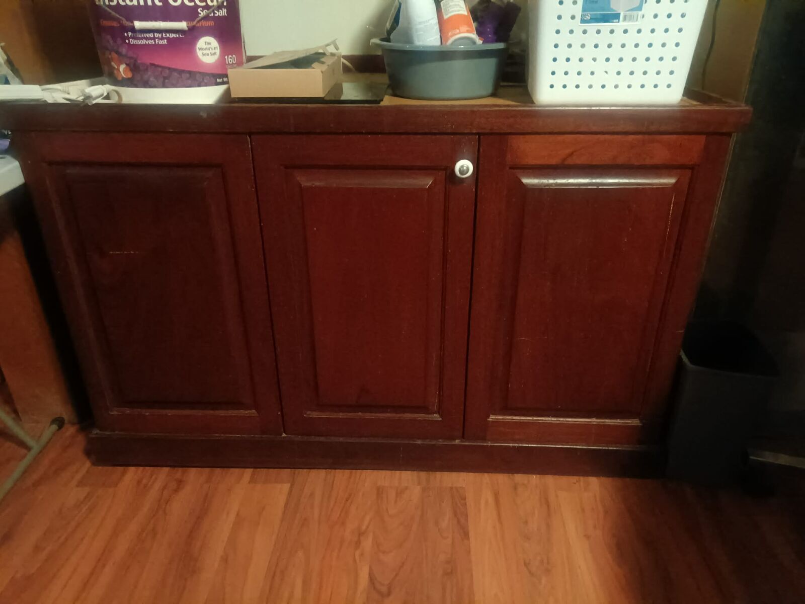 Fish tank with stand