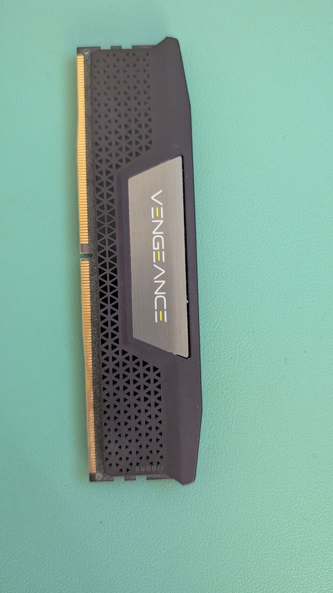 Corsair Vengeance DDR5 16GB (1×16GB) 5600MHz CL36 Desktop RAM – Black