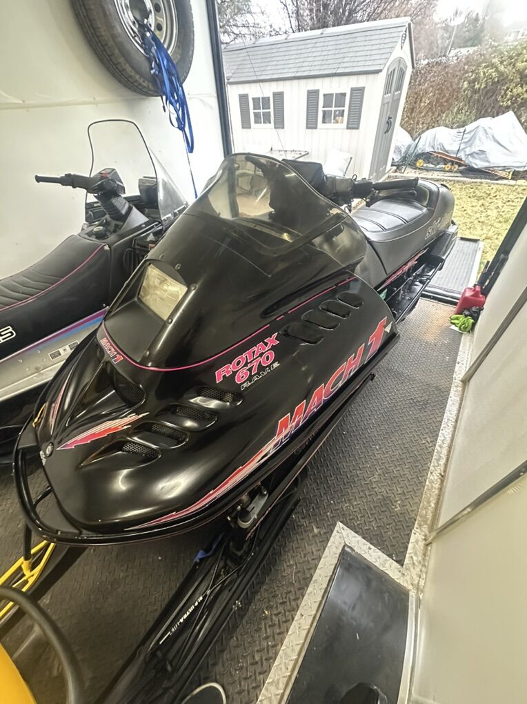 1995 Skidoo Mach 1 Custom