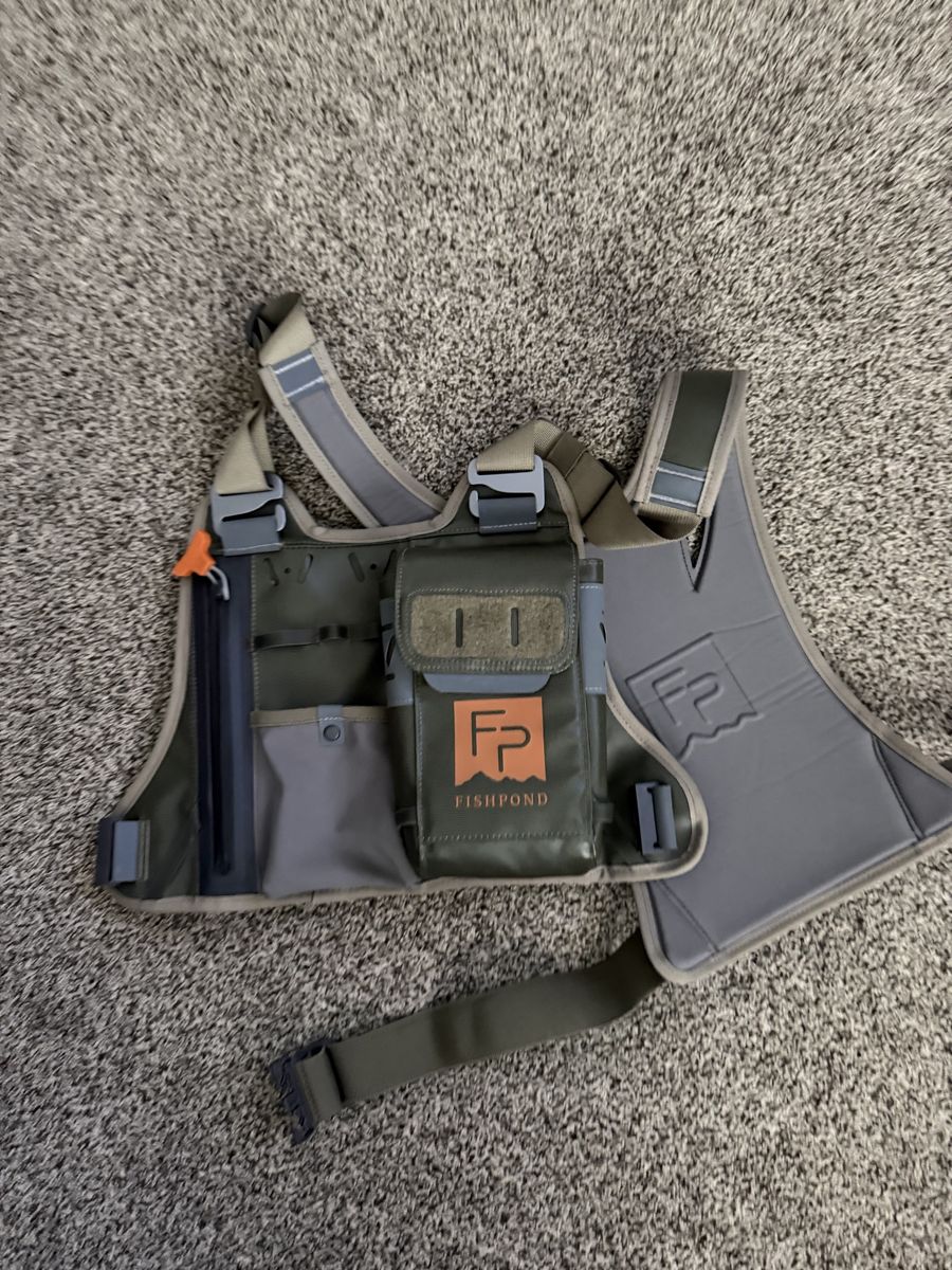 Fishpond Recycled Nylon Fly Fishing Chest Pack / Vest