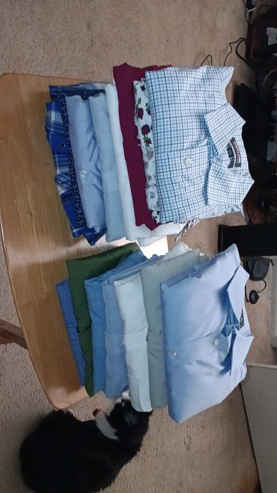 15 Brand New Men’s Dress Shirts –Many brands