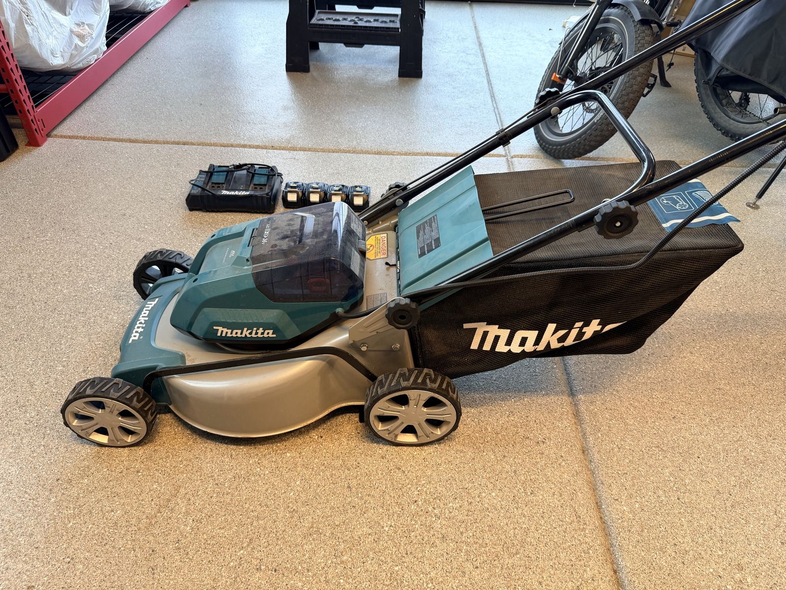 Makita battery powered electric lawnmower