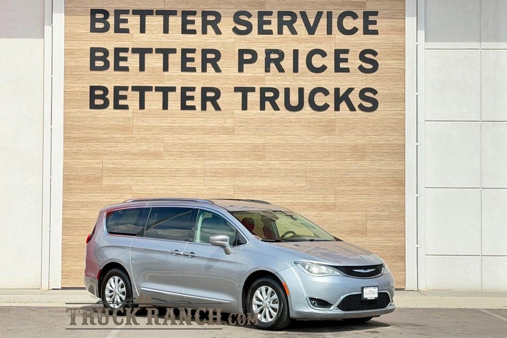 2018 Chrysler Pacifica Touring L