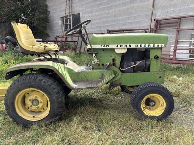 John Deere 140 Tractor