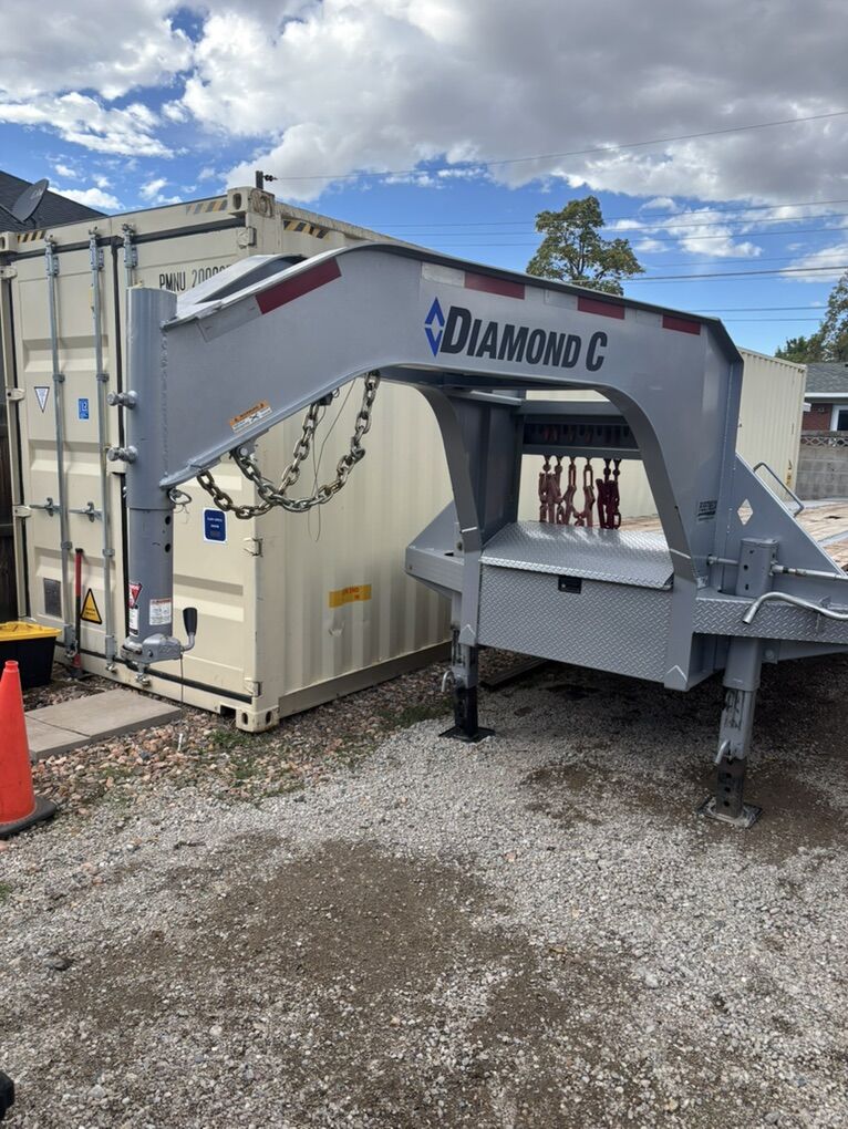 Diamond c Gooseneck 40' Trailer Hydro Disc Brakes