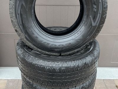 Goodyear Wrangler 275/65R18 All-Terrain Adventure Tires (Set of 4) USED