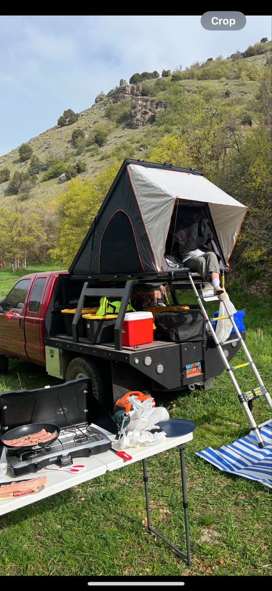 Roof top tent