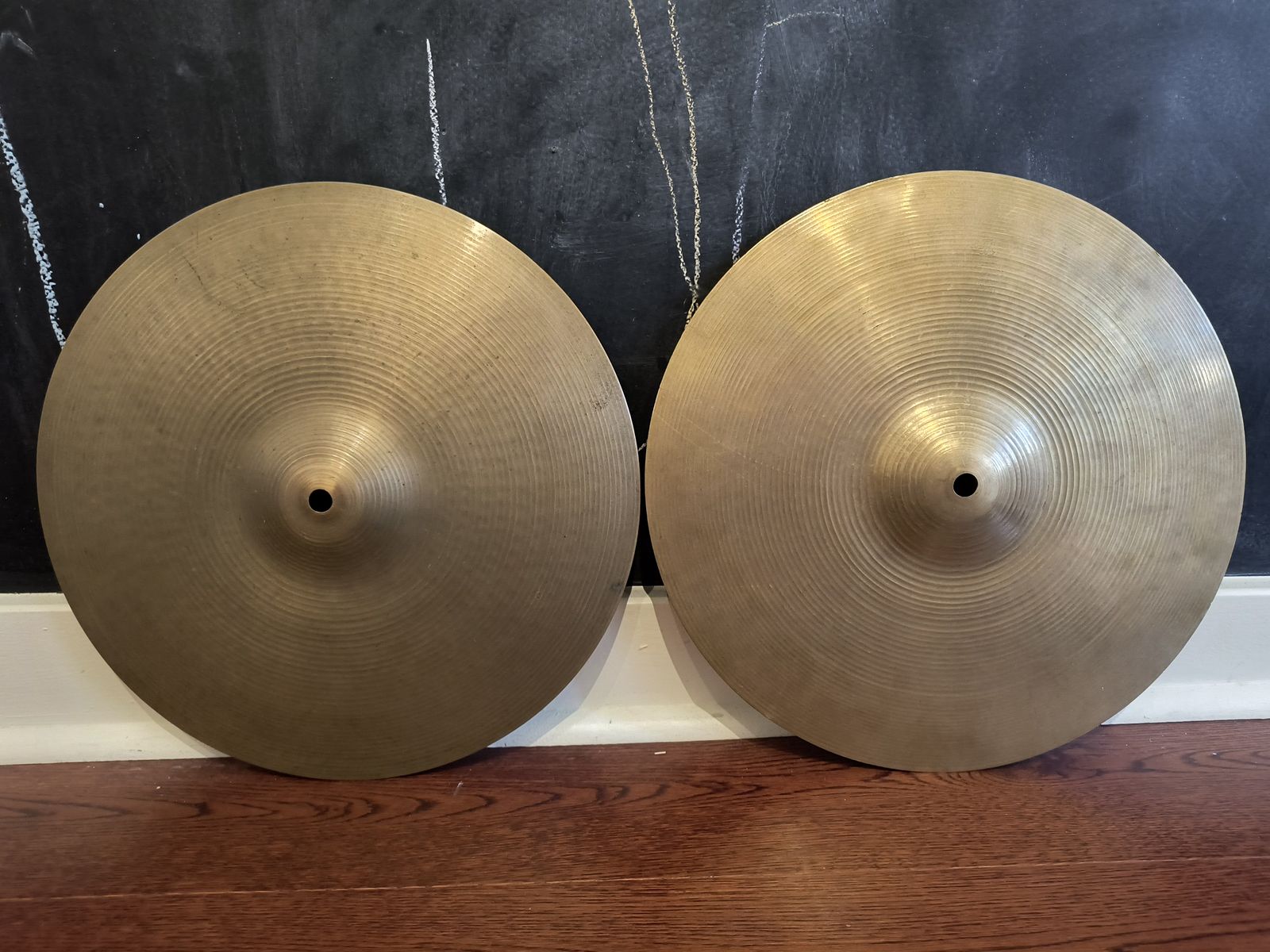 Vintage 1970s A Avedis Zildjian 14" Hi-hat Cymbals 870g 1000g