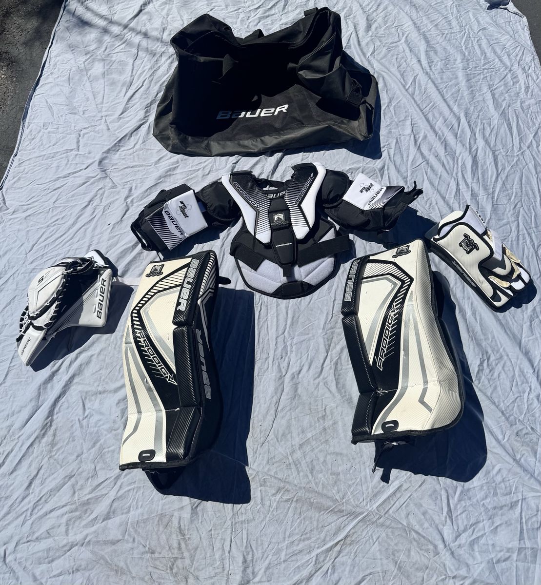 Bauer Prodigy Youth Hockey Goalie Gear Set L (Large/Grand) with Bag - $225