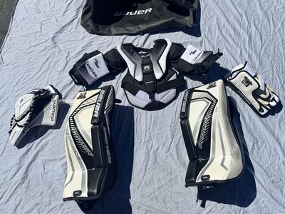 Bauer Prodigy Youth Hockey Goalie Gear Set L (Large/Grand) with Bag - $225