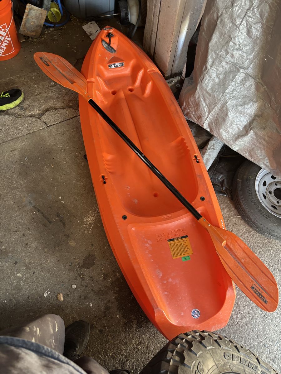 Lifetime Youth Wave 6 ft Sit-On-Top Kayak, Orange w/paddle