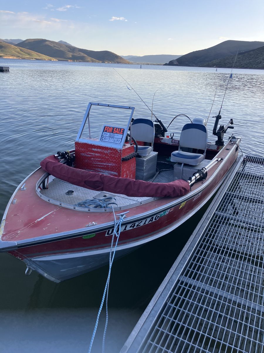 16’ Lund, 50hp Honda Motor