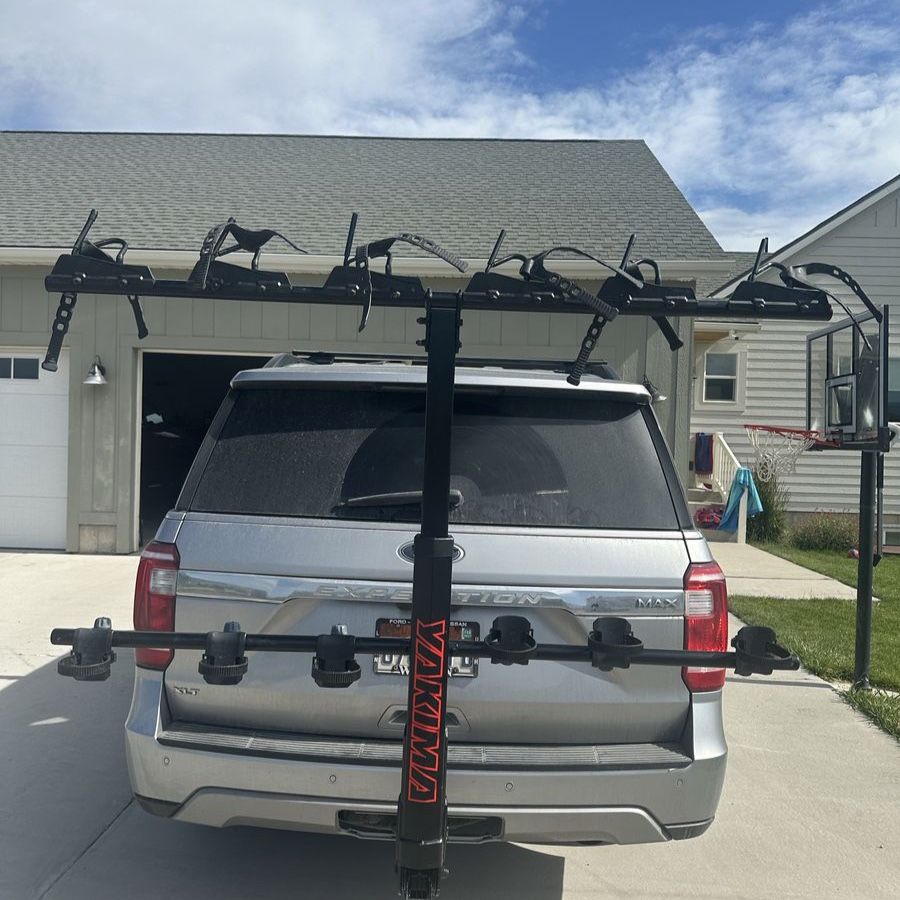 Yakima HangTight 6 Vertical Bike Rack