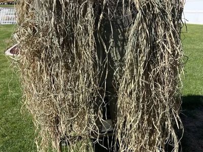 LIKE NEW Momarsh Invisichair Blind already grassed!