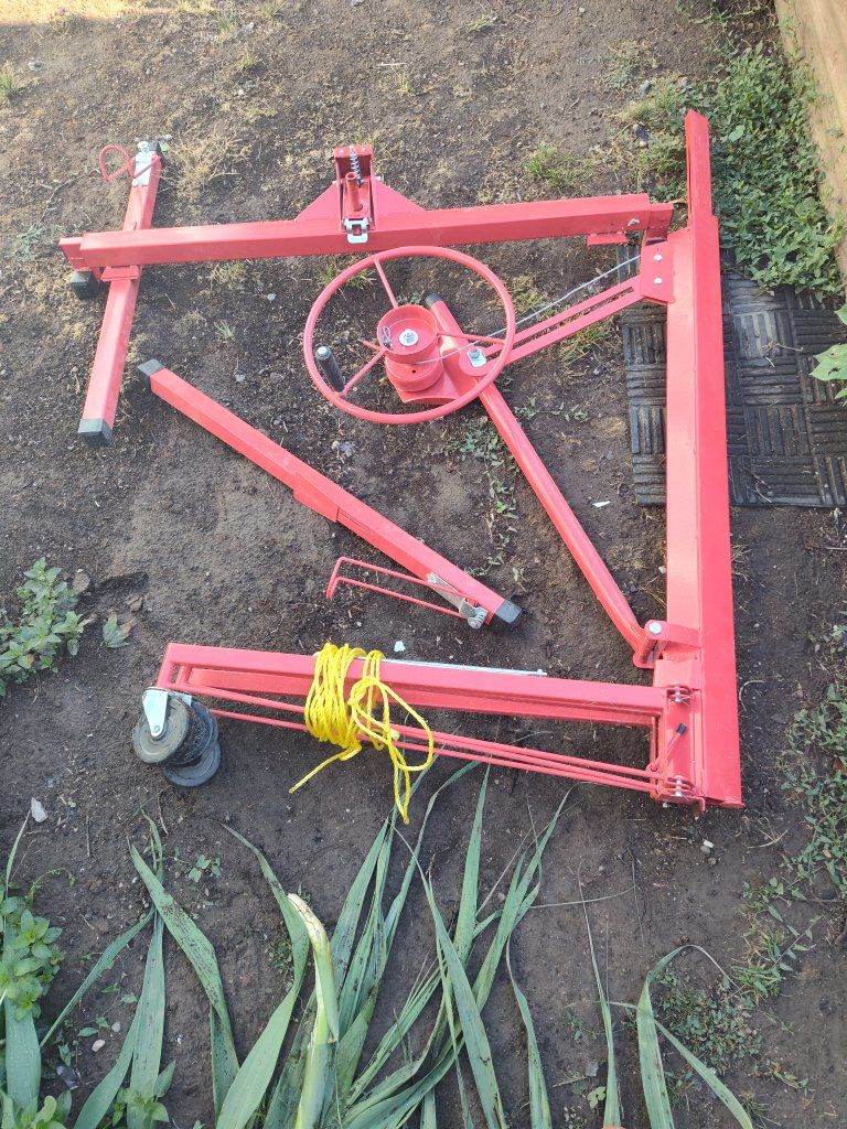 Red Drywall Lift Panel Hoist Sheetrock Lifter, Used - Good Condition