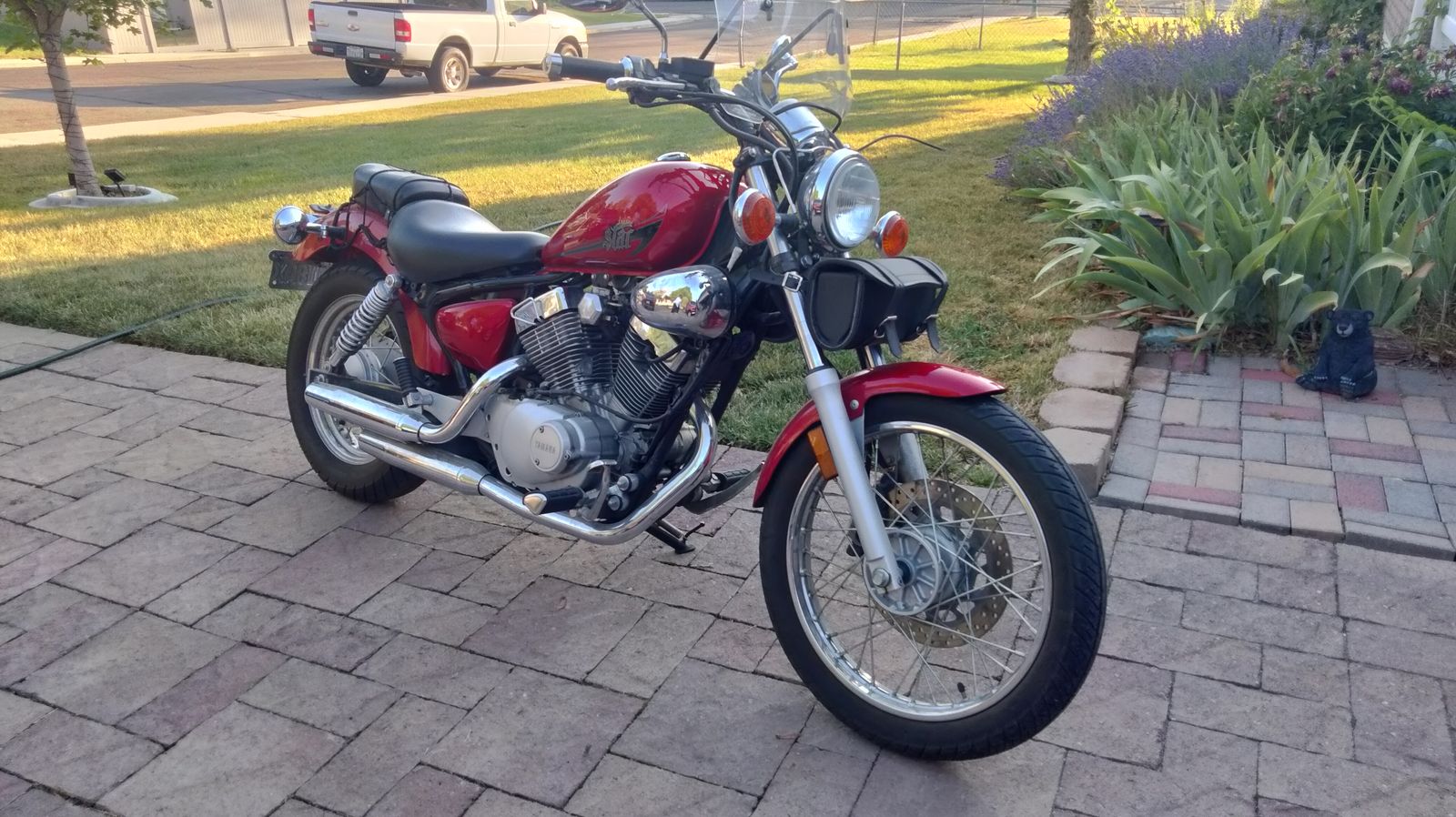 2014 Yamaha V Star 250cc Red Cruiser Motorcycle - Low Mileage, Windshield