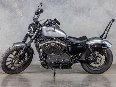 2015 Harley-Davidson® XL883N - Sportster® Iron 883™