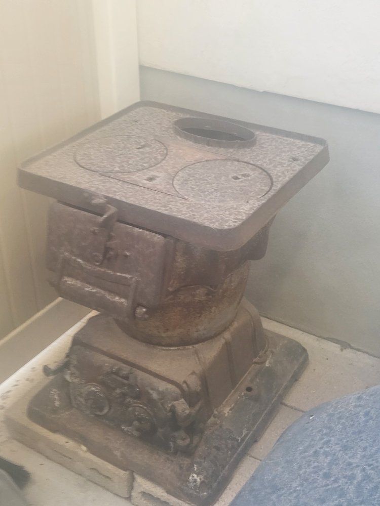 Vintage Cast Iron Wood Burning Stove Cooktop Patented 1905 Antique Rust Finish